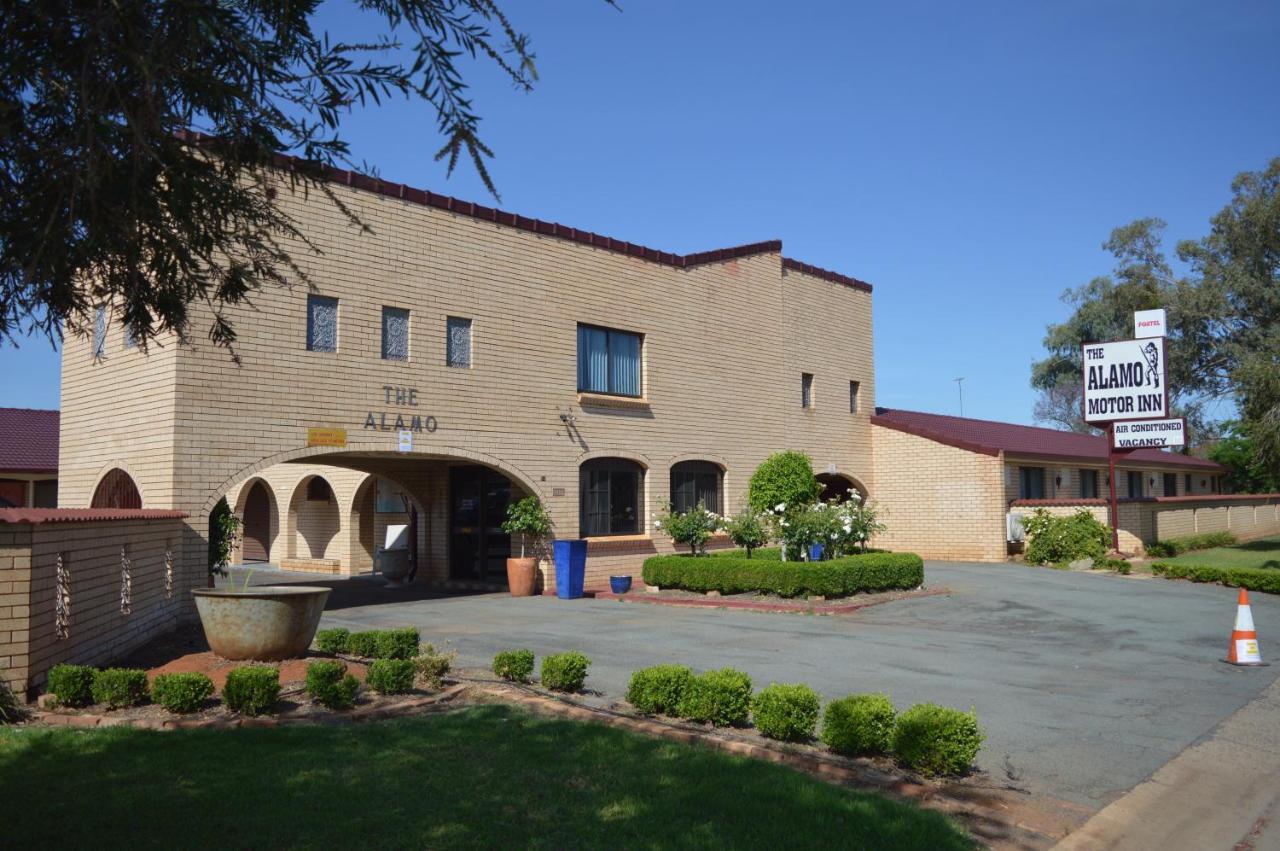 Alamo Motor Inn Nyngan Exterior photo