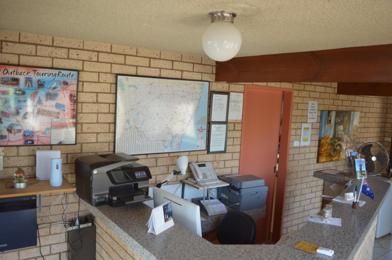 Alamo Motor Inn Nyngan Exterior photo